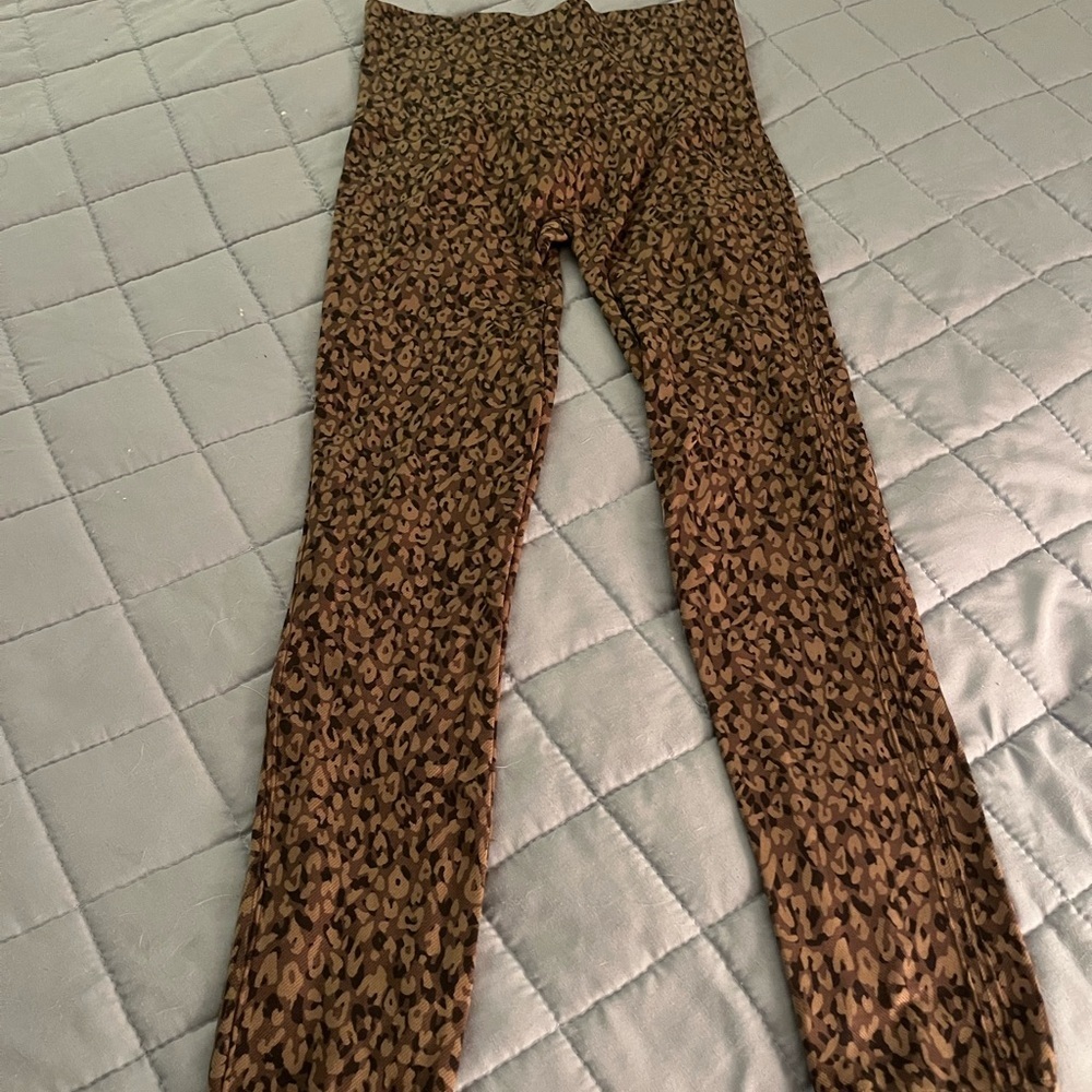 Spanx Seamless Leopard Print Leggings Womens Medium